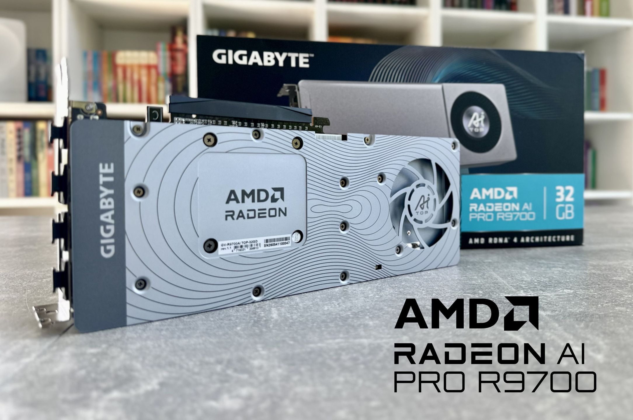 GIGABYTE Radeon AI PRO R9700 32 GB - 