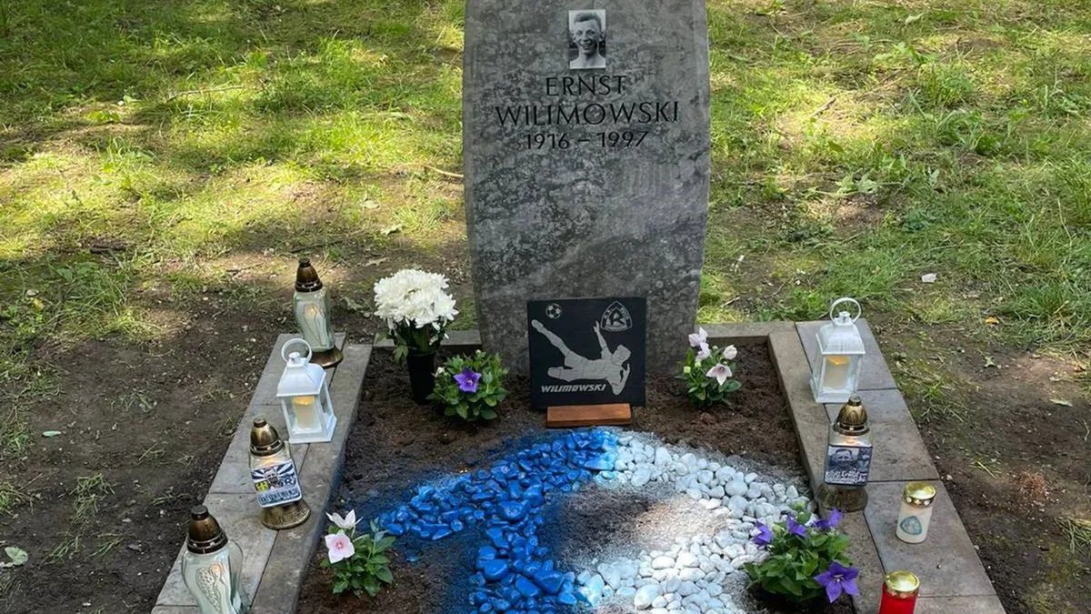 Materiały prasowe / FC Deutschland Ruch Chorzów / Na zdjęciu: grób Ernesta Wilimowskiego