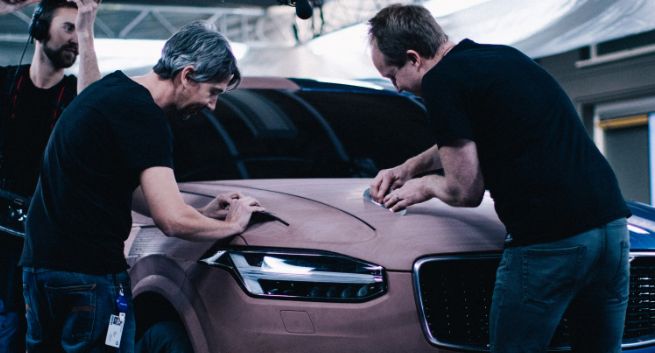 „Made in Poland” - kampania z pracownikami reklamuje Volvo XC60 (wideo)