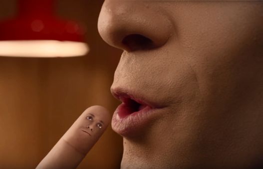 W reklamie KFC palce mają uczucia (wideo)