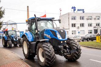 Tysiąc złotych dla rolnika. PSL krytykuje rząd i proponuje gotówkę