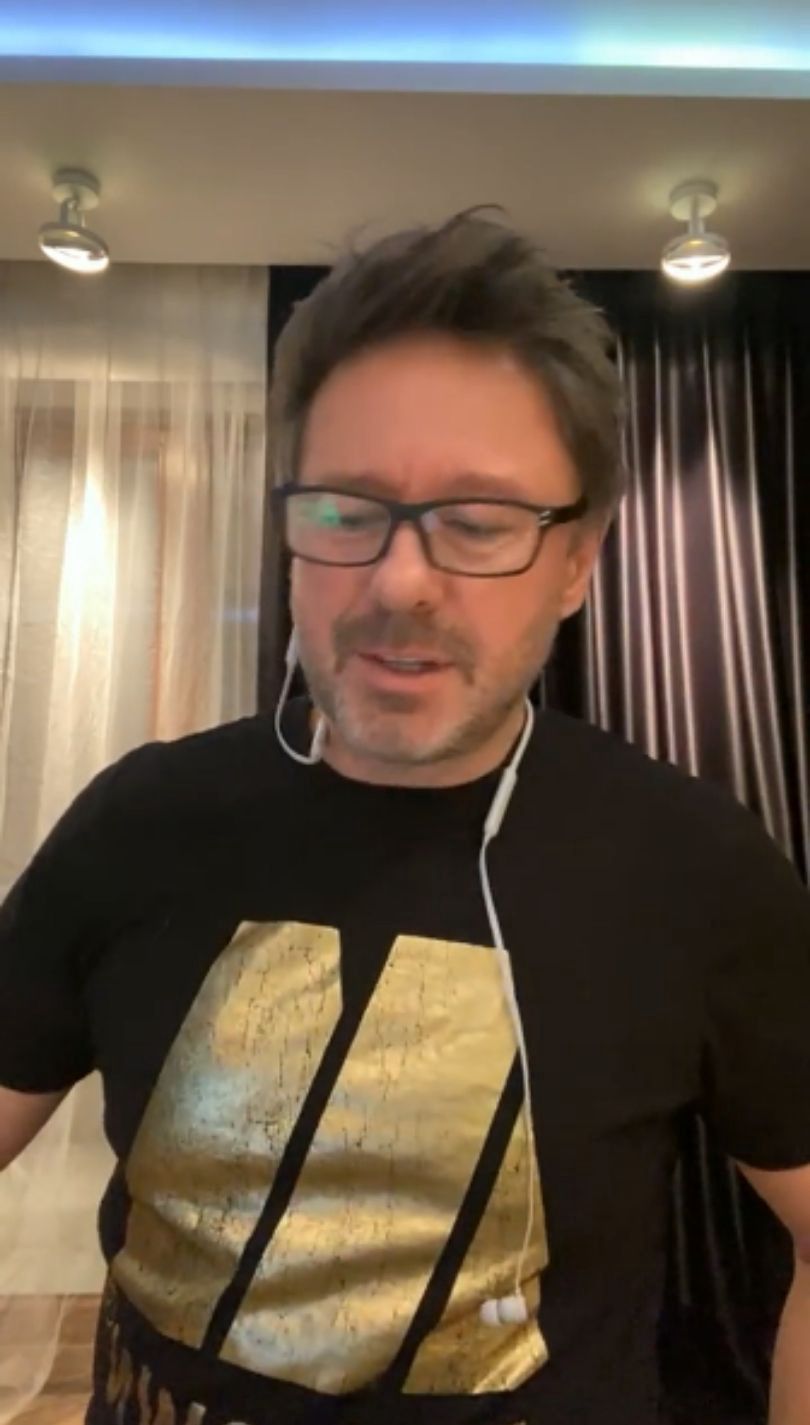 Andrzej Piaseczny tłumaczy swoje zachowanie podczas 50. urodzin i komentuje przyszłość w "The Voice Senior"
