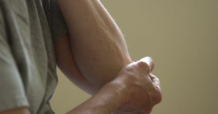 Wczesne objawy reumatoidalnego zapalenia stawów