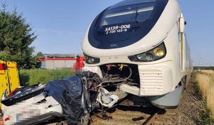 Tragedia na przejeździe. Zginęły trzy osoby