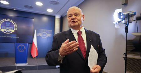Osłabienie złotego. Glapiński nie zgadza się na porównywanie Polski do Turcji