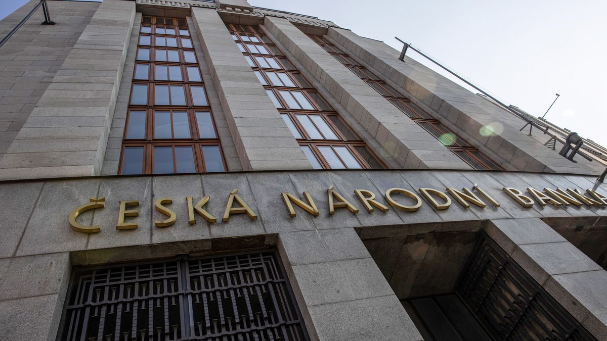 Czech National Bank Governor Jiri Rusnok Rates News Conference
Bloomberg
emea, central banks, czech economy, czech national bank, business news, central bank interest rates, currencies