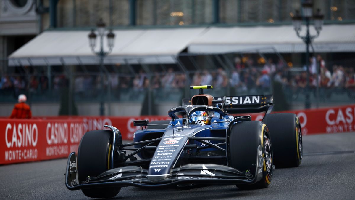 PAP/EPA / YOAN VALAT / Na zdjęciu: Carlos Sainz