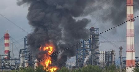 Płonie rafineria w Moskwie. Już wiadomo, czym uderzyli Ukraińcy