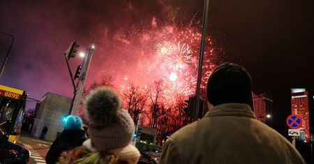 Nawet 5 tys. zł za puszczanie fajerwerków. Za to może ukarać Policja