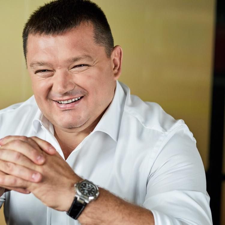 Taras Barszczowski, jeden z najbogatszych obywateli Ukrainy. Jest ścigany listem gończym, ale bez przeszkód robi interesy w Polsce