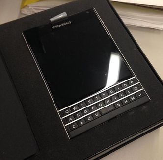 Szyk, elegancja i potęga - recenzja BlackBerry Passport