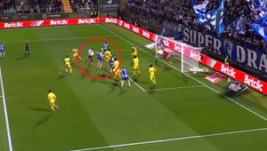 Kiwior blisko gola. Spójrz, co wydarzyło się za moment