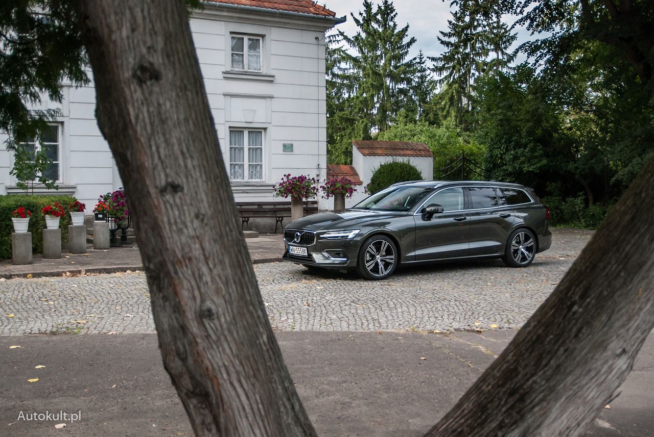 Volvo V60 T6 AWD Inscription: to nie niemieckie marki powinny się obawiać tego kombi