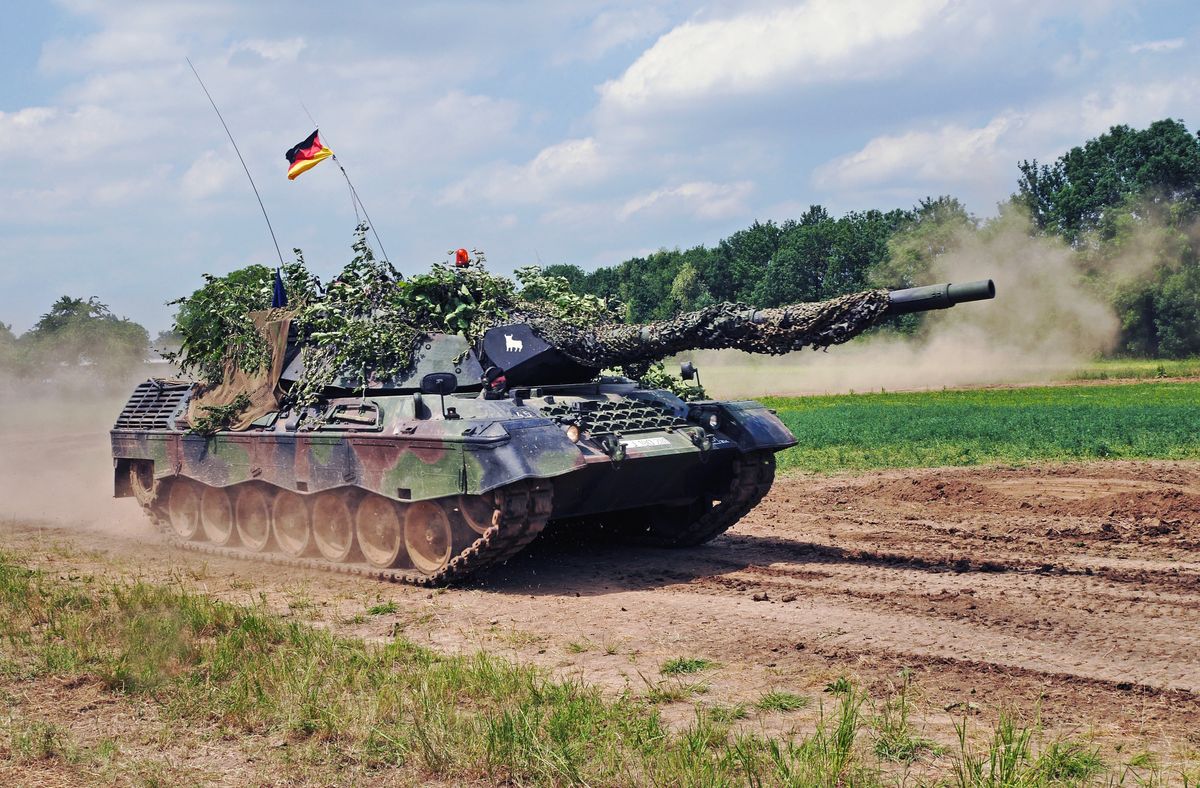 Hiszpanie oferują przekazanie Ukrainie 10 czołgów Leopard 1