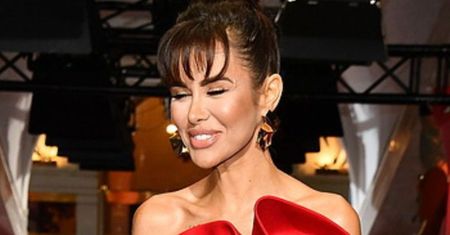 Natalia Siwiec powróciła z Tulum i wbiła na premierę "Pana Kleksa". Zrobiła wrażenie w krwistoczerwonej sukni z rozcięciem? (ZDJĘCIA)