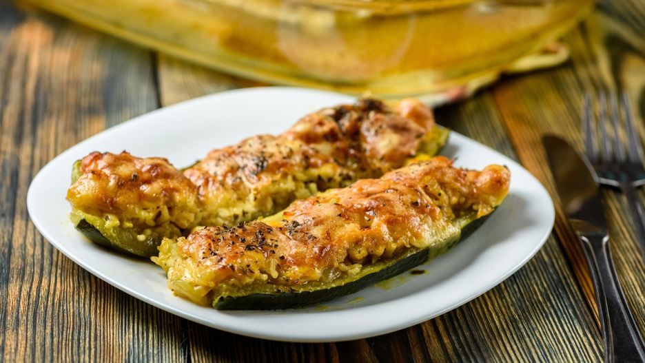 Cukinia faszerowana kurczakiem