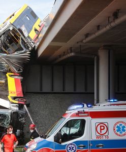 Warszawa. Wypadek autobusu na S8. Legenda warszawskiej drogówki: nie powinien skręcać