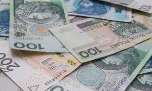 Jedni seniorzy zyskują 278 zł, inni 480 zł. Stąd różnice w świadczeniach