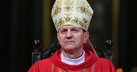 Arcybiskup chce, by księża uczyli młodzież o seksualności. Mówi też o "nagonce na Kościół"