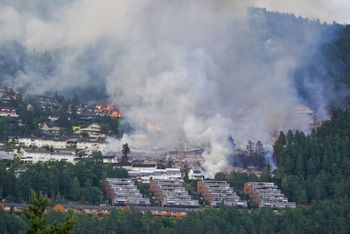 "To katastrofa". Ponad 100 mieszkań spłonęło w Drammen