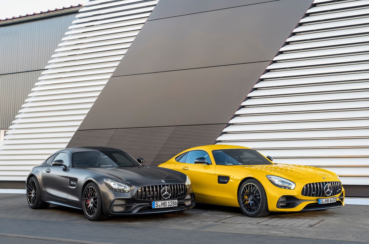 Mercedes AMG GT kusi świeżym wyglądem i zupełnie nową wersją