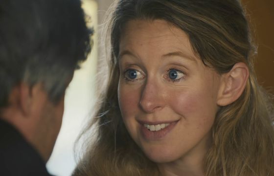 Dokument o Elizabeth Holmes w listopadzie w Polsce