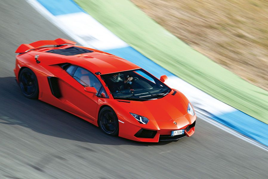 LP700-4