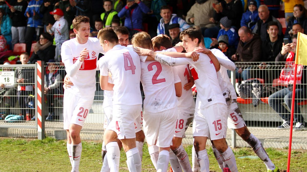 Newspix / Krzysztof Porebski / PressFocus / Na zdjęciu: reprezentacja Polski U-16