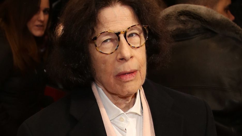Fran Lebowitz pokazuje, jak mógłby zachowywać się papież