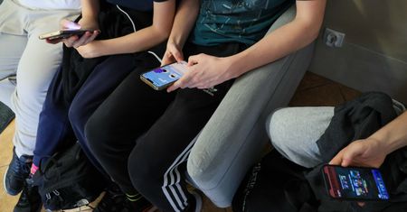 Zakaz social mediów do 15. roku życia? "Polacy nie są w stanie z tym nic zrobić"