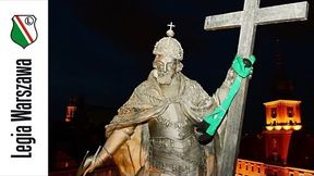 Król Zygmunt z szalikami Legii Warszawa