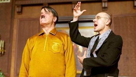 NAJWIĘKSZE ROZCZAROWANIE ROKU 2007, Miejsce 1 - Adolf H.: Ja Wam pokażę