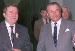 Dr Lech Kowalski: Czesław Kiszczak gardził Lechem Wałęsą i traktował go jak swojego podwładnego