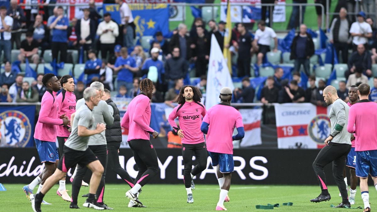 PAP / Jakub Kaczmarczyk / Rozgrzewka piłkarzy Chelsea