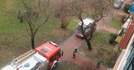 Straż, policja, pogotowie i… przypalona potrawa wigilijna