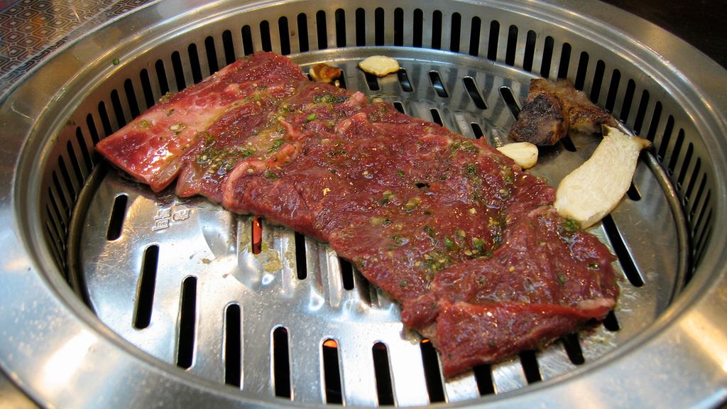 Surowe żeberka wołowe bez kości (samo mięso)