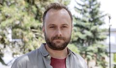 „Osaczony” pierwszym serialem premium Polsatu, Leszek Lichota w głównej roli. Terentiew: chcemy pokazać widzom coś innego