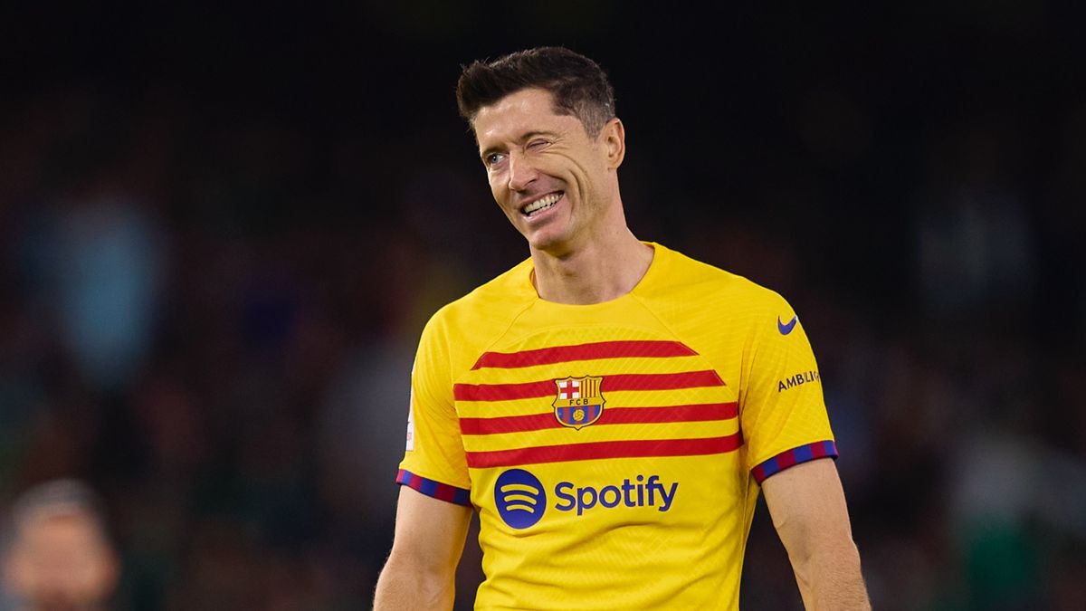 Zdjęcie okładkowe artykułu: Getty Images / Fran Santiago  / Na zdjęciu: Robert Lewandowski