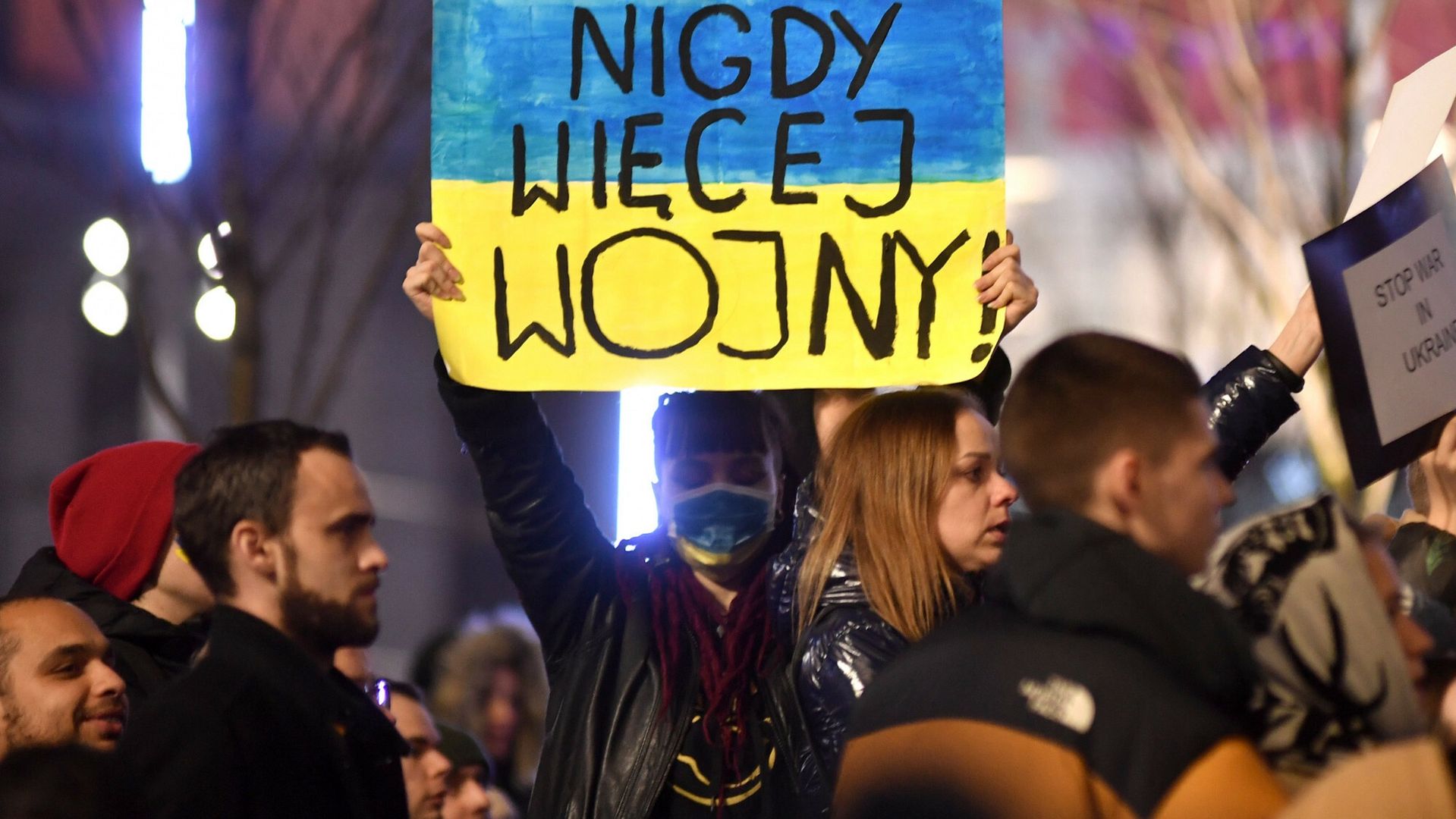 Katowice, 24.02.2022. Demonstracja solidarnościowa z Ukrainą po ataku Rosji