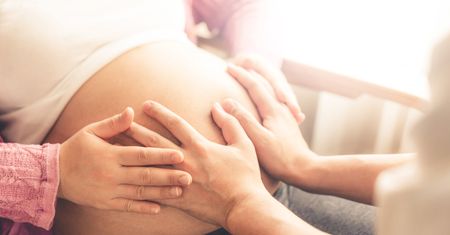37 tydzień ciąży - kalendarz ciąży. Wygląd dziecka, brzuch mamy
