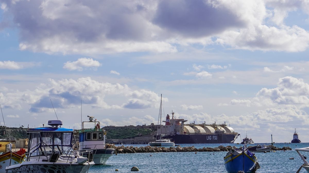An LNG FSU tanker carrying liquefied gas moors in port in Marsaxlokk, Malta, on December 25, 2024 (Photo by Michal Fludra/NurPhoto via Getty Images).
