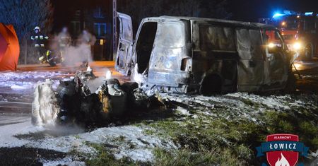 Koszmarny wypadek. Jedna osoba nie żyje, samochody spłonęły