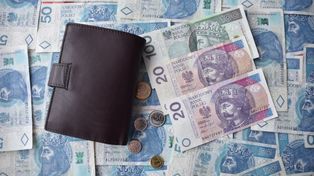 Jak różne pokolenia wydają pieniądze? Wyniki najnowszego badania wskazują na bardzo wyraźne różnice