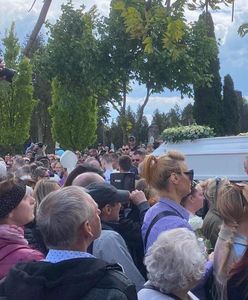 Tłumy żegnały Kamilka. "Kamilku, przepraszamy"