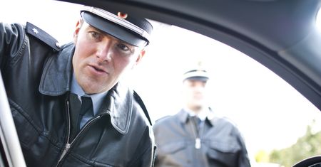 Warto poznać przepisy przed wycieczką. 80 euro za trzaśnięcie