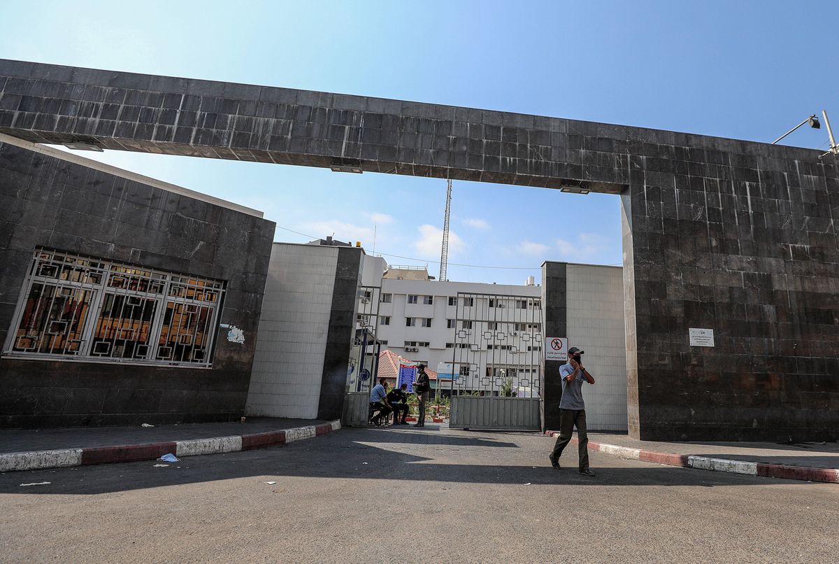 Sieć kryjówek i tuneli pod szpitalem. "Hamas budował ją od 16 lat"