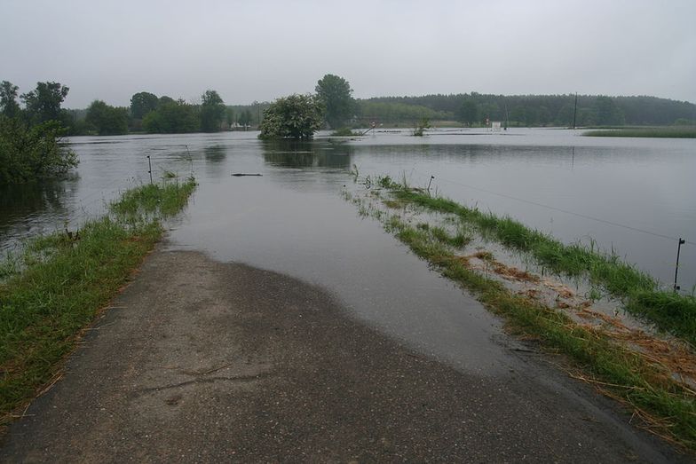 Kolejna powódź może Polskę kosztować 700 mln zł. NIK alarmuje o tym w raportach od lat