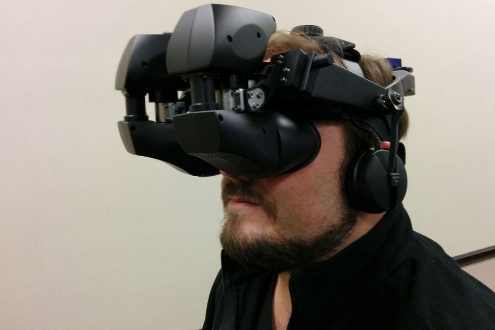 Samsung Gear VR. Wiemy, jak wyglądają gogle rozszerzonej rzeczywistości od Samsunga