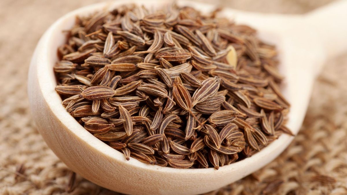 Woda z tą przyprawą spala tłuszcz