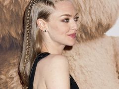 Amanda Seyfried w małej czarnej